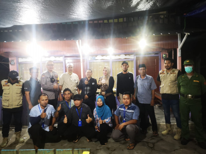 Selasa, 17 Mei 2022 meninjau kegiatan pemilihan Ketua RT.024 di Jalan Meranti