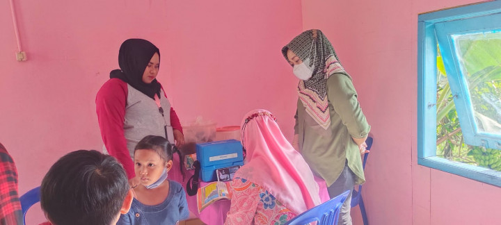 Jumat, 10 Juni 2022 Kegiatan vaksin campak rubela di rt 36 cendana
