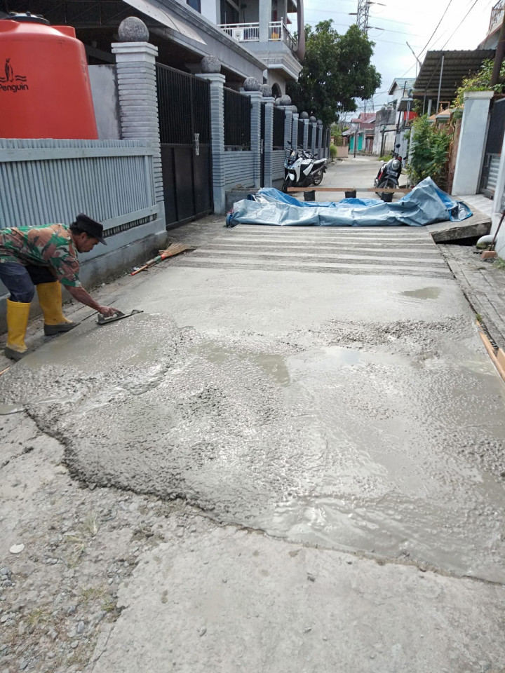 16 Juli 2022, #Probebaya kegiatan semenisasi di RT.028