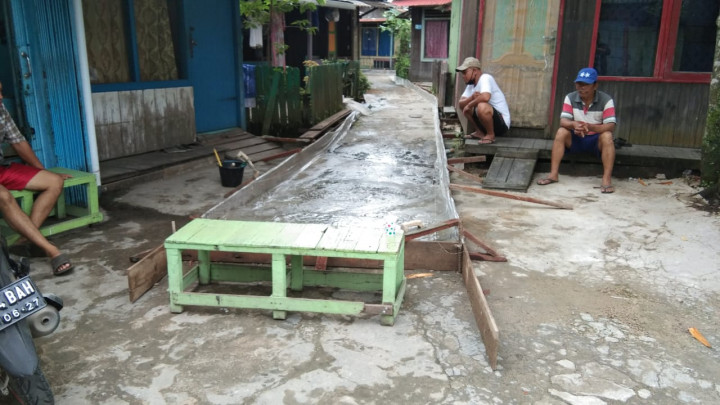 18 Juli 2022, #Probebaya kegiatan semenisasi di RT.20 & 24