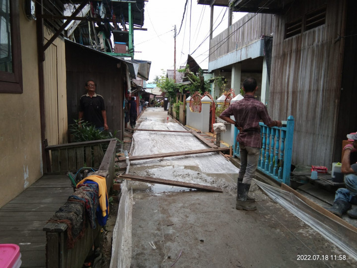18 Juli 2022, #Probebaya kegiatan semenisasi di RT.20 & 24