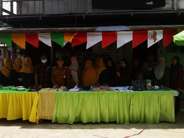 15 agustus 2022... Kegiatan rutin Posyandu Turry RT 15 Kel. Karang Anyar yang dihadiri oleh Lurah beserta Ketua TP PKK Kel. Karang Anyar, lurah Karanganyar