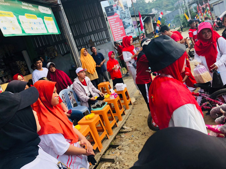 Minggu, 21 Agustus 2022 Jalan santai perayaan HUT RI ke 77 tahun 2022 di Jln. Kelapa Gading
