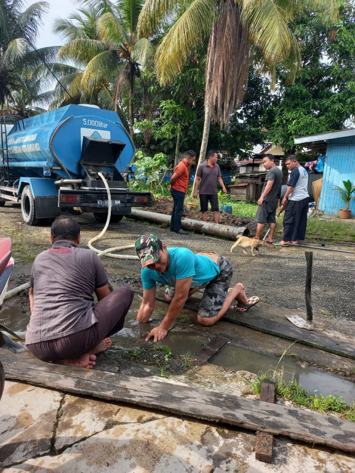 03 September 2022, #Probebaya kegiatan semenisasi jalan di RT.012, 047 dan peebaikan drainase di RT.007
