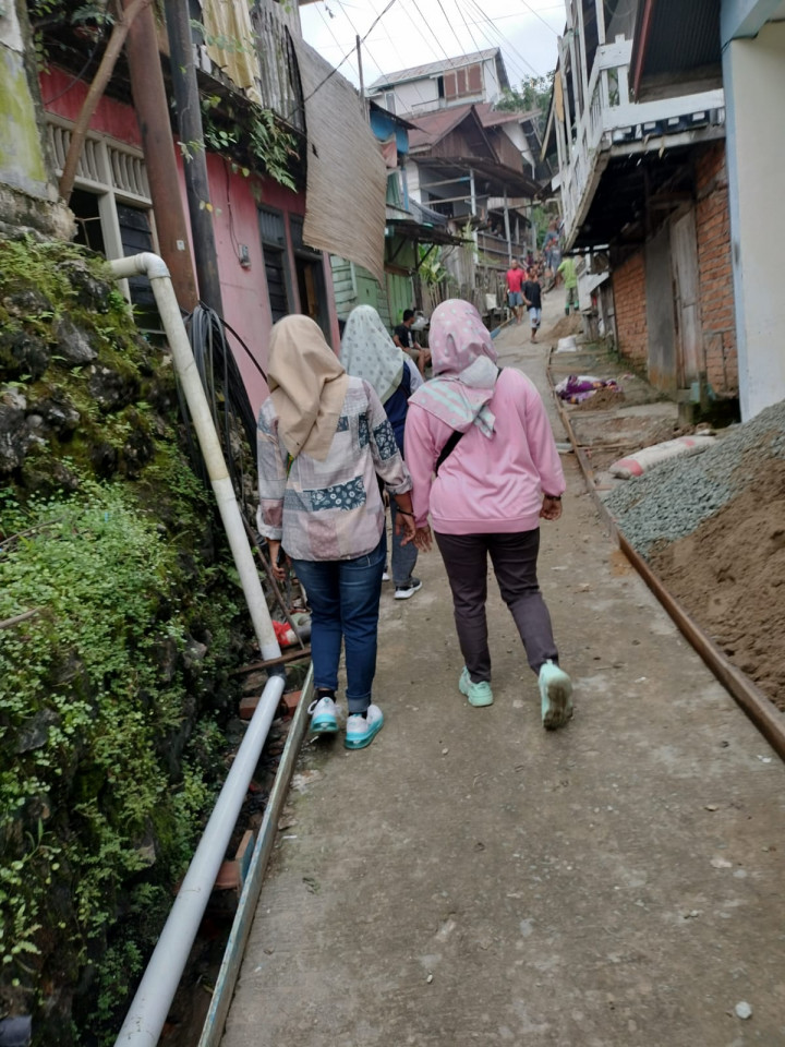 04 September 2022, #Probebaya Kegiatan Penutupan Drainase jl. Cendana gang 16, RT 14 Pokmas Kelapa Gading