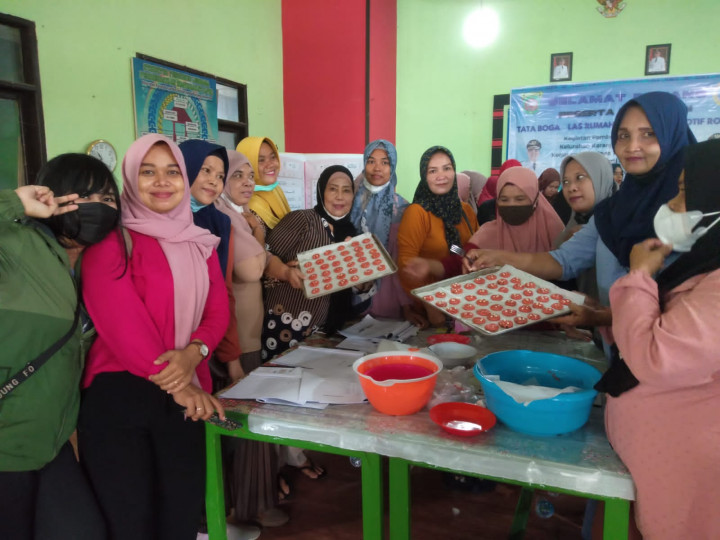 Senin, 12 September 2022, #Probebaya Acara Pelatihan Tata boga, Las dan Otomotif oleh Pokmas Kahoi dan Meranti di Balai LPM Karang Anyar.