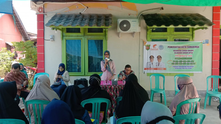 Sabtu, 17 September #Probebaya  Pokmas Kahoi Bersatu .Acara Sosialisasi KB Narkoba PHBS Germas dan  Dasawisma.