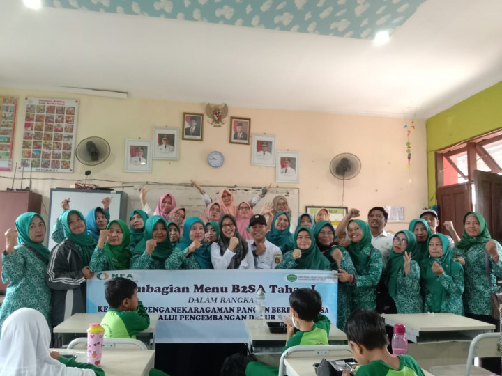 05 Oktober 2022, Pembagian program makanan B2SA Tahap 1 di SDN 021 Meranti