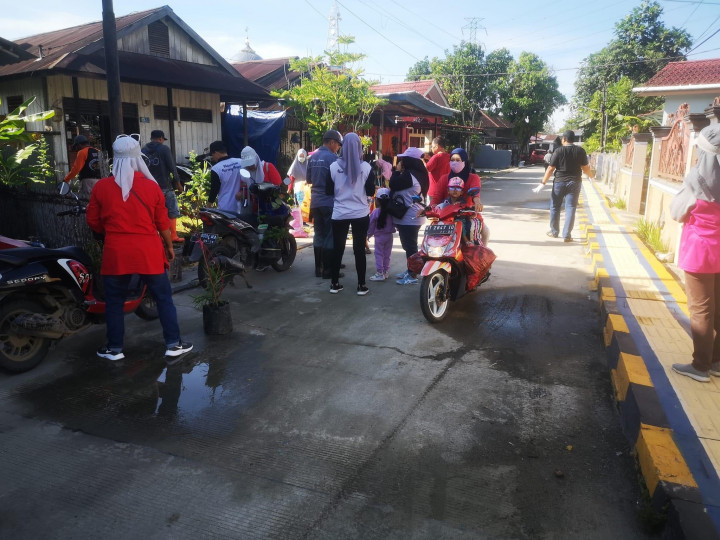 14 Oktober 2022, Jumat bersih persiapan penilaian lomba PHBS tingkat kota Samarinda di RT 30 Kel. Karang Anyar...