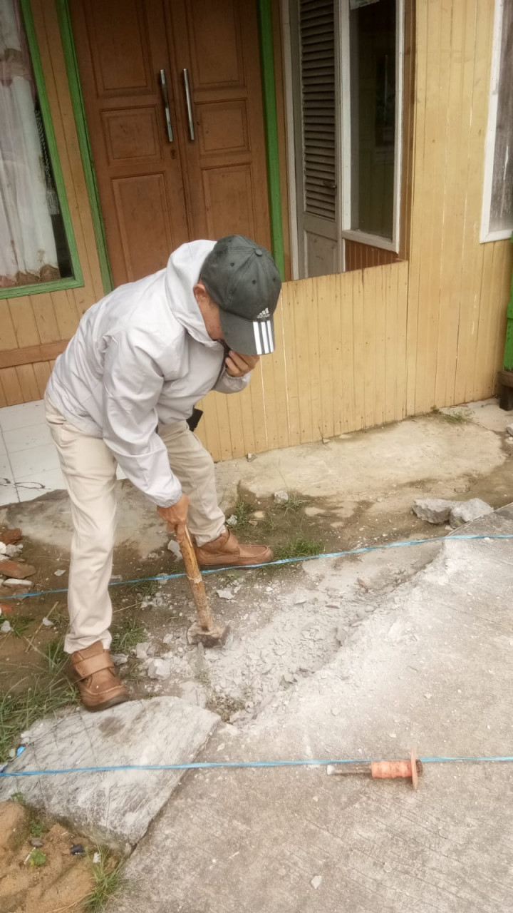 23 Oktober 2022, Kegiatan kerja bakti di Jalan Ulin RT. 027