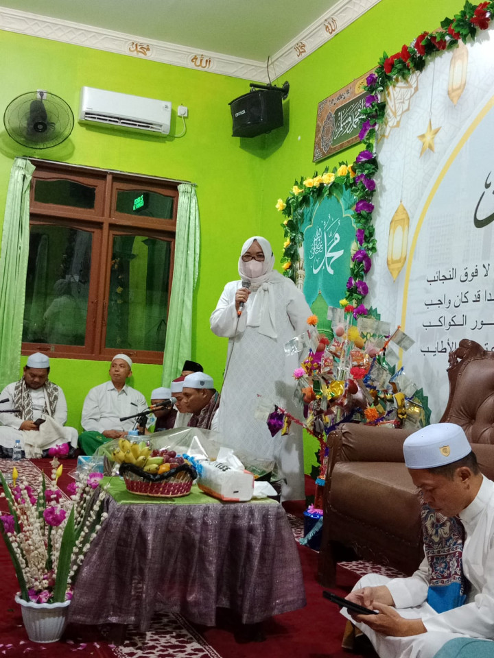28 Oktober 2022, Lurah bersama Camat Sungai Kunjang menghadiri kegiatan Maulid Nabi di Mesjid Al Ikhlas Jl. Kelapa Gading.