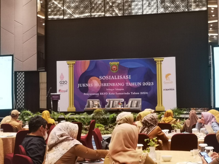 Mengikuti kegiatan sosialisasi Juknis Musrenbang 2023 di Hotel Mercure