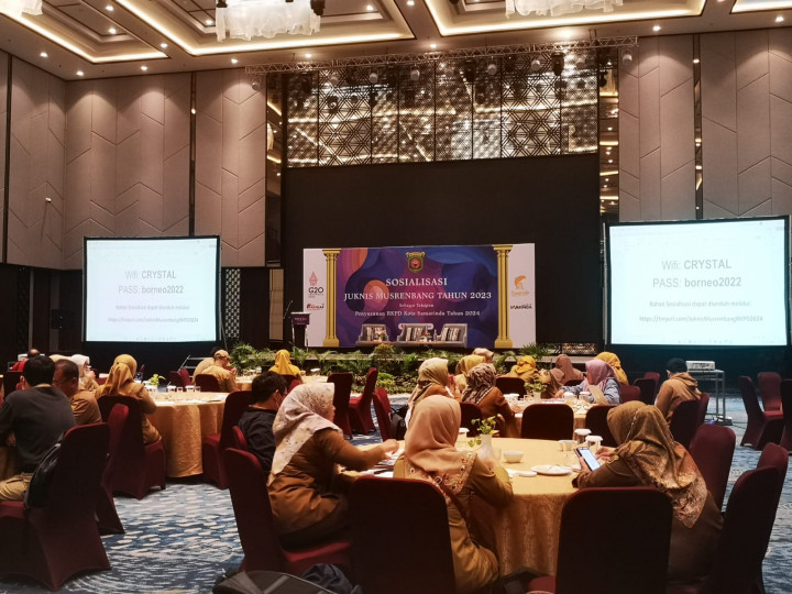 Mengikuti kegiatan sosialisasi Juknis Musrenbang 2023 di Hotel Mercure
