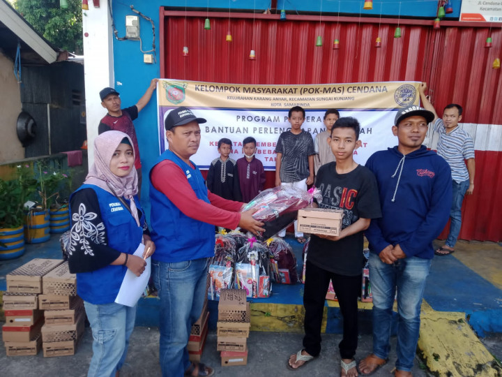 23 November 2022, penyerahan program bantuan perlengkapan sekolah di wilayah Pokmas Cendana yaitu di RT.003,004,009,010,012