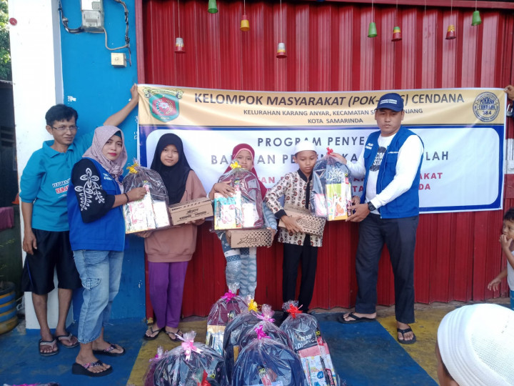 23 November 2022, penyerahan program bantuan perlengkapan sekolah di wilayah Pokmas Cendana yaitu di RT.003,004,009,010,012