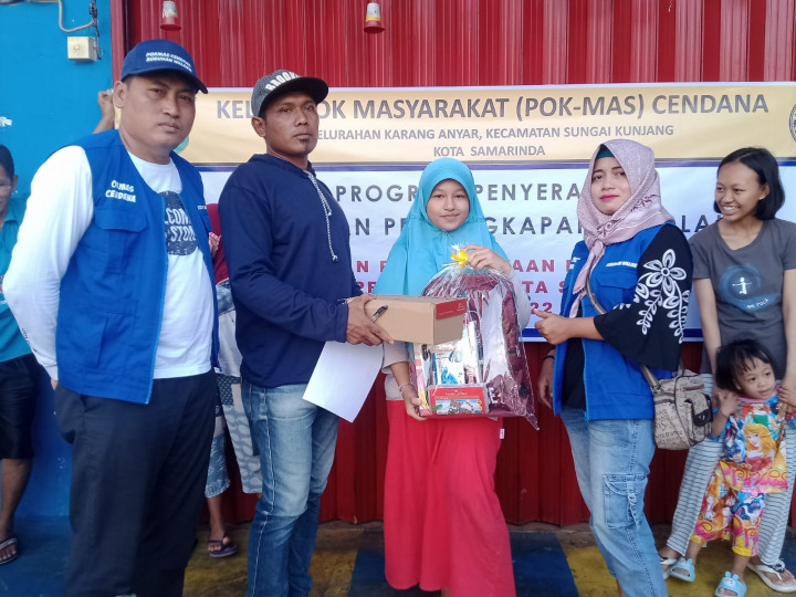 23 November 2022, penyerahan program bantuan perlengkapan sekolah di wilayah Pokmas Cendana yaitu di RT.003,004,009,010,012