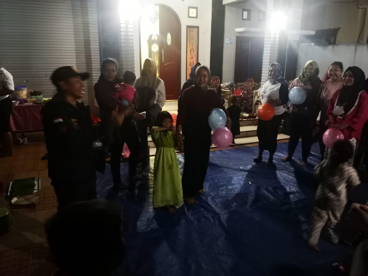 31 Desember 2022, kegiatan Ciptakon Kecamatan Sungai Kunjang dalam menjaga kondisi wilayah se Kecamatan Sungai Kunjang bersama Camat dan Lurah se Sungai Kunjang.