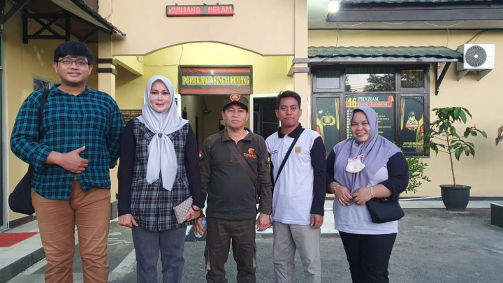 31 Desember 2022, kegiatan Ciptakon Kecamatan Sungai Kunjang dalam menjaga kondisi wilayah se Kecamatan Sungai Kunjang bersama Camat dan Lurah se Sungai Kunjang.