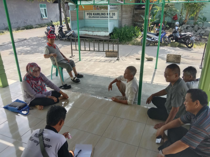 Jumat, 13 Januari 2023 meninjau persiapan Pemilihan di Ketua RT.035 Jalan Kahoi B