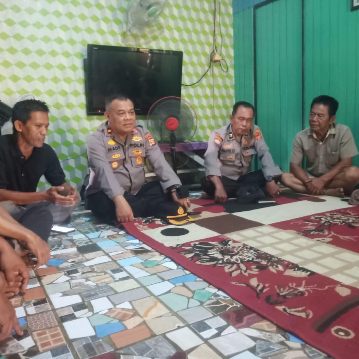 Jumat, 20 Januari 2023, Kegiatan "curhat kapolsek"  di kelurahan Karang Anyar. Kegiatan ini merupakan kegiatan bersilaturahmi bersama warga masyarakat sekaligus memberikan bantuan paket sembako kepada warga masyarakat