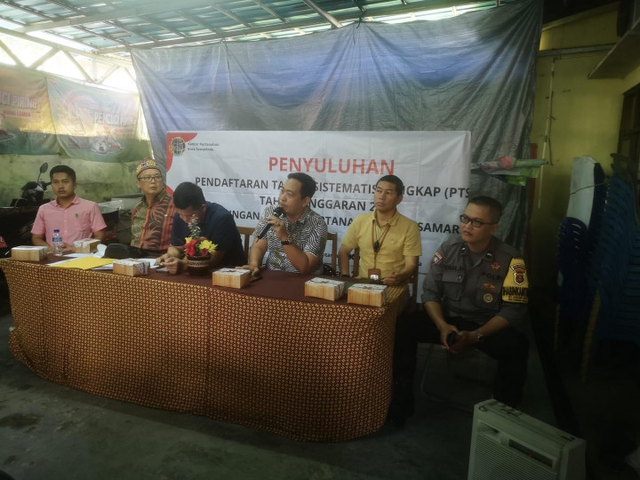 Jumat, 10 Februari 2023.... Penyuluhan program PTSL tahun 2023-2024 oleh pihak BPN Samarinda yang didampingi pihak dari polresta Samarinda serta dihadiri oleh anggota DRR RI dari Komisi 2 dapil kaltim bpk. KH Aus Hidayat Nur