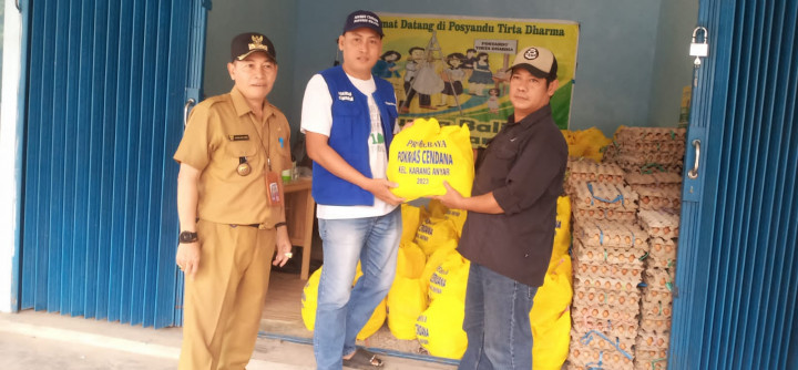 18 & 19 April 2023, kegiatan pembagian Bantaun sembako dalam rangka kegiatan Probebaya tahun 2023 bidang Pemberdayaan di Pokmas Cendana.