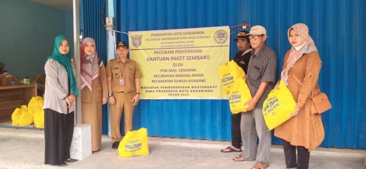 18 & 19 April 2023, kegiatan pembagian Bantaun sembako dalam rangka kegiatan Probebaya tahun 2023 bidang Pemberdayaan di Pokmas Cendana.