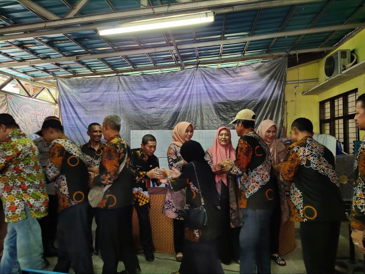 04 Mei 2023 ... Kegiatan rapat koordinasi Ketua RT kelurahan karang anyar sekaligus halal bi halal kelurahan karang anyar