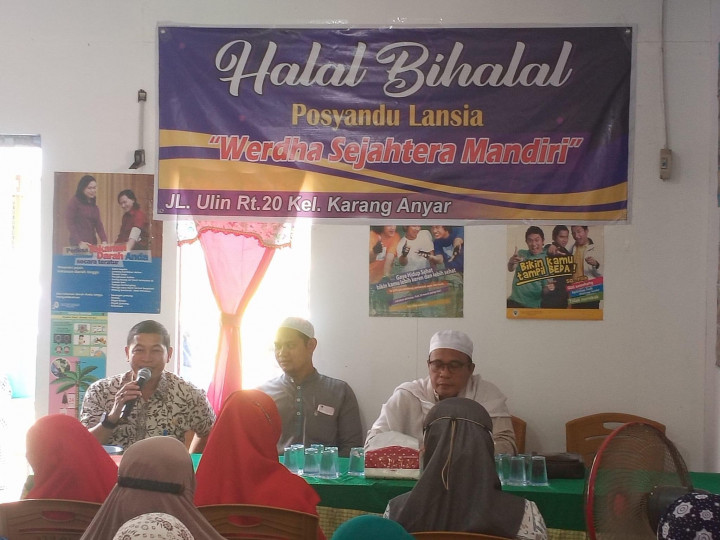 Kamis, 11 Mei 2023, Acara halal bi halal di posyandu lansia werdha sejahtera mandiri RT 20 Kel. Karang Anyar yang dihadiri oleh Lurah Karang Anyar
