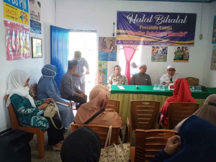 Kamis, 11 Mei 2023, Acara halal bi halal di posyandu lansia werdha sejahtera mandiri RT 20 Kel. Karang Anyar yang dihadiri oleh Lurah Karang Anyar