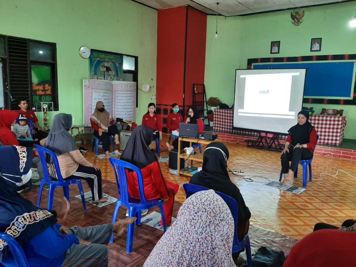 Jumat, 13 Mei 2023 Kegiatan senam diabetes yang diadakan oleh mahasiswa stiker wiyata husada samarinda bekerjasama dengan posyandu werdha sejahtera mandiri RT 20 kel. Karahg anyar yang diadakan di balai LPM Kel. Karang anyar