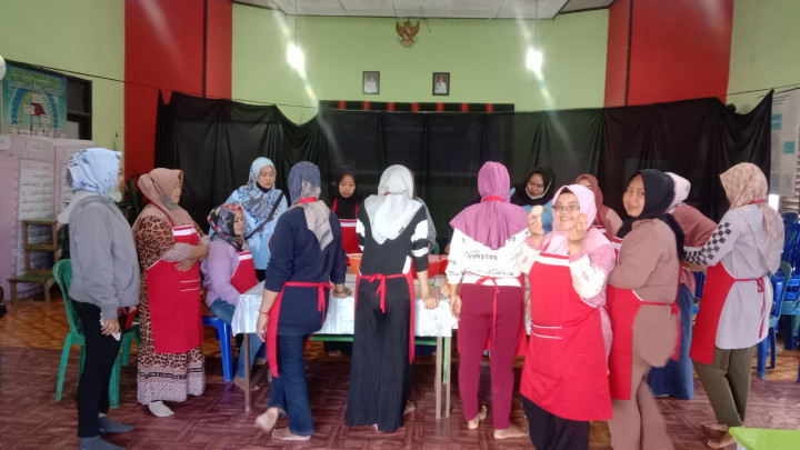 Sabtu, 20 Mei 2023 menghadiri kegiatan pelatihan tata boga dan menjahit untuk Pokmas Mek-Kah, Cendana dan Kahoi di Balai LPM Karang Anyar