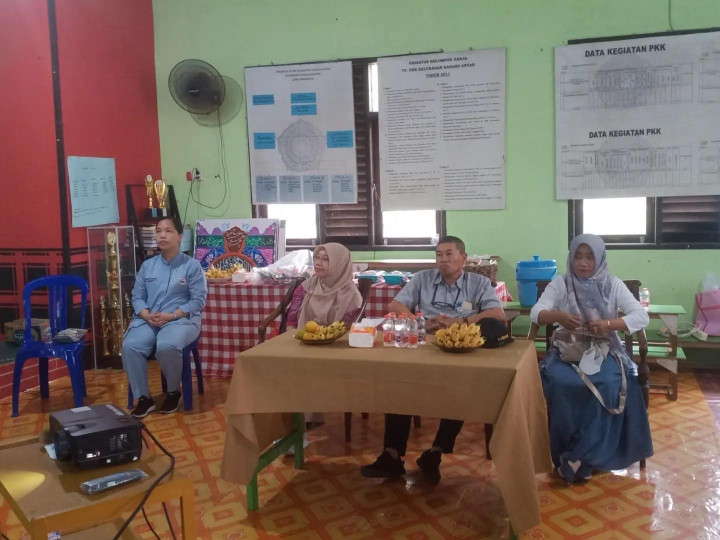 Jumat, 26 Mei 2023  Mini lokakarya stase keperawatan komunitas dan keluarga mahasiswa ners muda Oleh ITKES WIYATA HUSADA  Samarinda yang diadakan di Balai LPM Kel. Karang Anyat dan dihadiri oleh lurah karang anyar