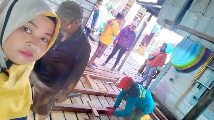 Jumat, 26 Mei 2023 Monitoring kegiatan infrastruktur RT 24 bersama Kasie Ekobang, Mardiana dan Habibah sebagai pendamping infrastruktur kec sungai kunjang