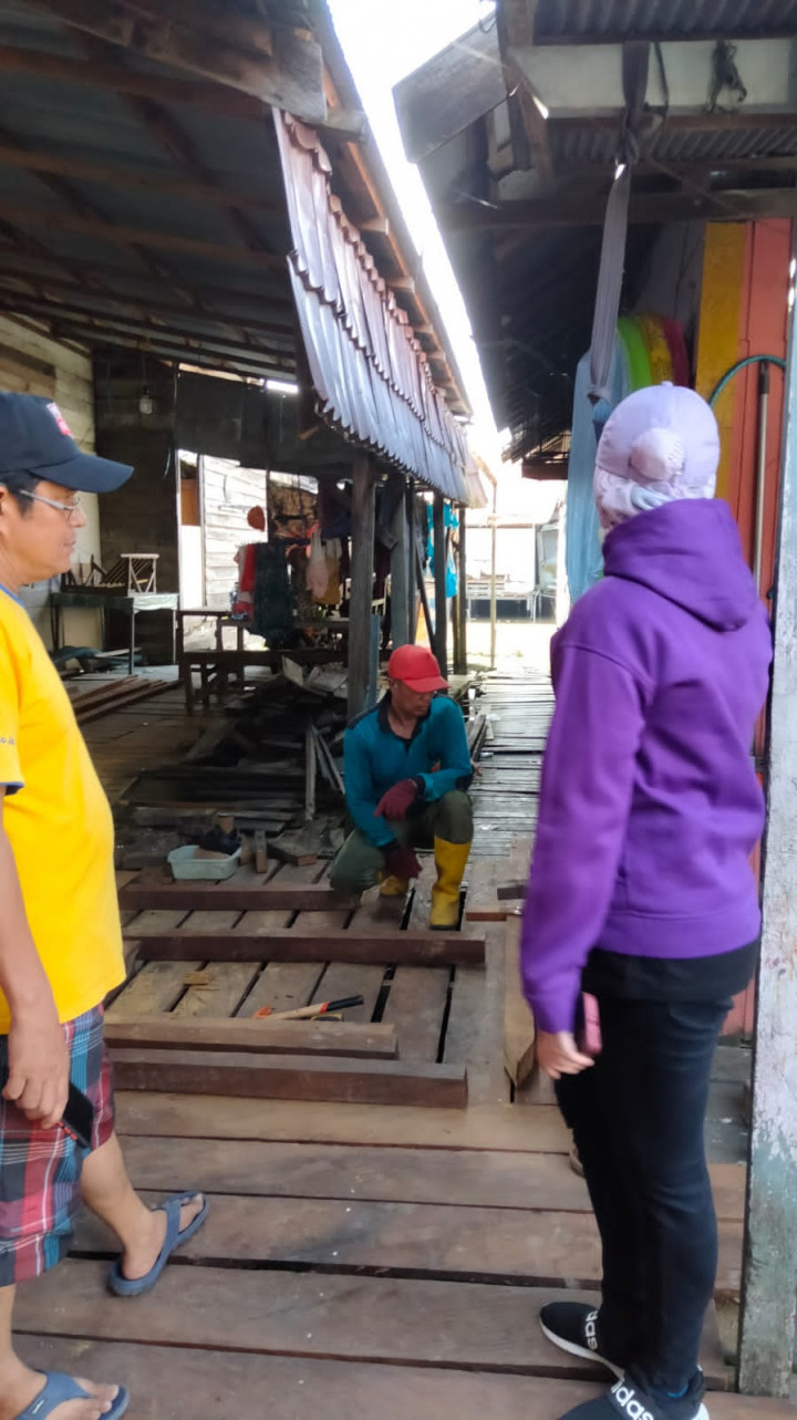 Jumat, 26 Mei 2023 Monitoring kegiatan infrastruktur RT 24 bersama Kasie Ekobang, Mardiana dan Habibah sebagai pendamping infrastruktur kec sungai kunjang