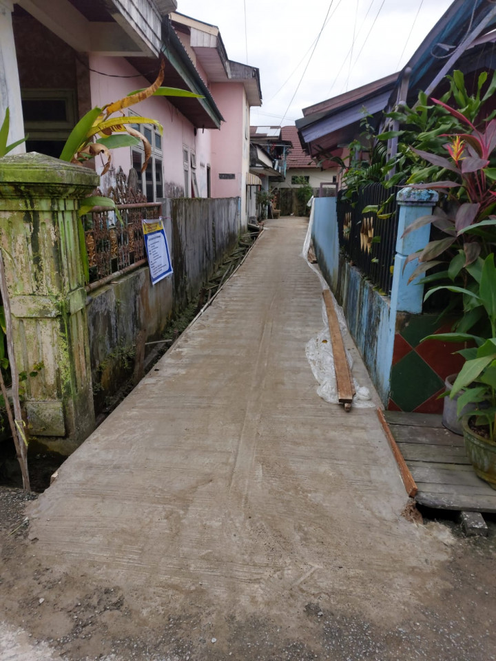 Senin, 03 Juli 2023 Monitoring kegiatan Probebaya bidang Sapras di wilayah Pokmas Cendana bersama Lurah, Seklur dan Pokmas Cendana