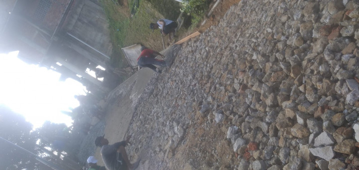 Minggu, 09 Juli 2023, kegiatan Probebaya Sapras berupa Semenisasi Jalan di RT.036, Jalan Cendana
