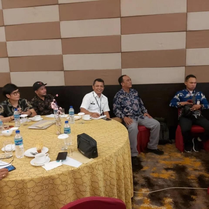 Rabu, 12 Juli 2023, Diskusi Kelompok Terarah (FGD) Penguatan Pemantauan Dan Evaluasi Kinerja Penyelenggaraan Pelayanan Publik ( PEKPPP) Tahun 2023, yang dihadiri Sekretaris Lurah