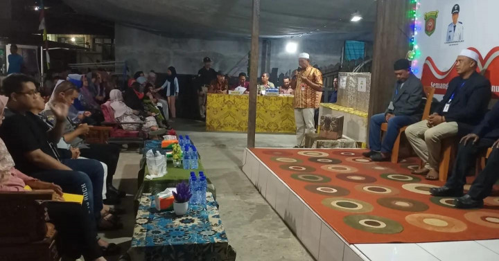 Jumat, 14 Juli 2023, proses pemilihan Ketua RT.004 di Jalan Cendana dan dihadiri langsung oleh Lurah, Kasie Pemerintahan, Ketua LPM, Bhabinkamtibmas dan Staf Kelurahan Karang Anyar.