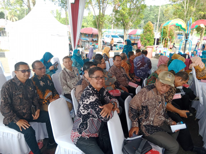 Rabu, 19 Juli 2023, Lurah menghadiri kegiatan Hari Kesatuan Gerak PKK ke 51 tahun 2023