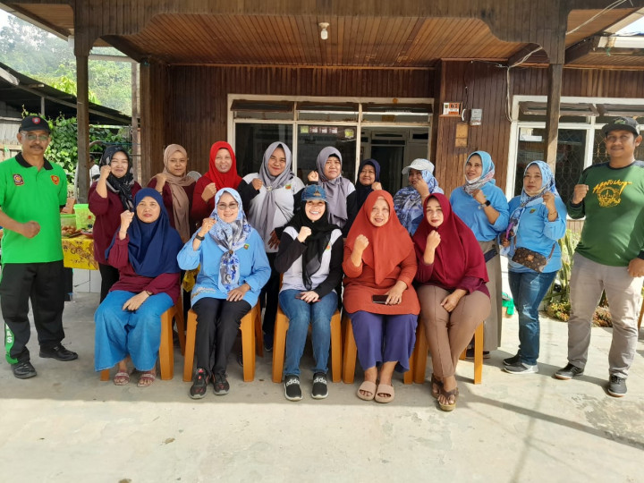 Minggu, 30 Juli 2023, Lurah Bersama para pejabat, Staf, FKPM dan Babinsa Karang Anyar ikut menghadiri dan monitoring kegiatan kerja bakti di wilayah Kelurahan Karang Anyar.