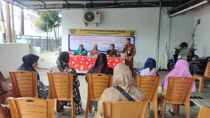 Selasa, 01 Agustus 2023 Sosialisasi stunting program probebaya RT. 005 yang dihadiri langsung oleh Lurah Karang Anyar, dengan Narasumber dari Ibu PKK Karang Anyar dan Bapak Mahyuni
