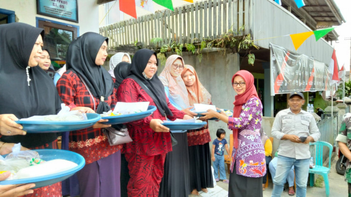 Kamis 03 Agustus 2023, kegiatan Probebaya bidang Pemberdayaan berupa penyerahan bantuan makanan tambahan di semua Posyandu yang berada di Pokmas Cendana dan dihadiri Lurah dan Ketua PKK Karang Anyar.