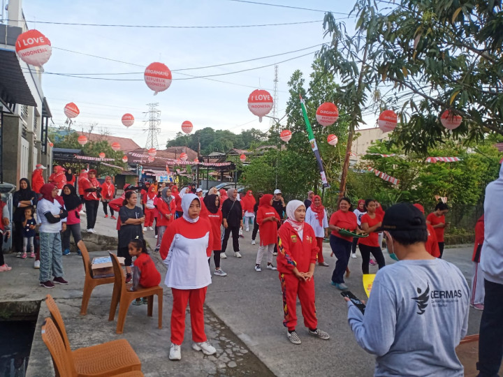 Minggu, 13 Agustus 2023, Lurah dan PKK Karang Anyar menghadiri kegiatan Senam Dasawisma di jln. MT. Haryono RT. 002