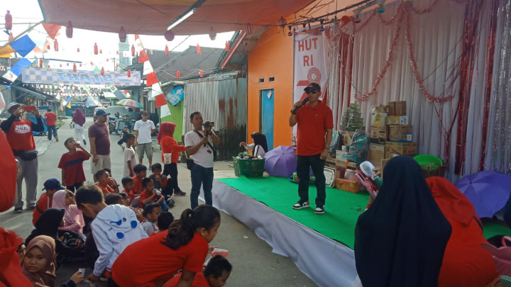 Minggu, 20 Agustus 2023, Lurah bersama Staf menghadiri kegiatan Jalan Santai di RT.022 & 023 dalam rangka HUT RI ke 78 tahun.