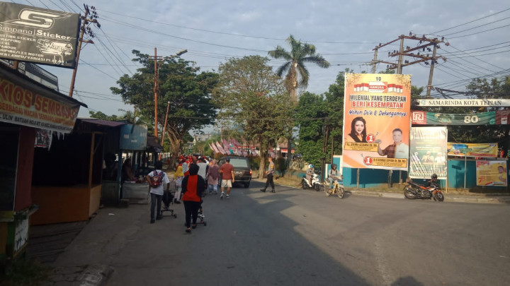 Minggu, 20 Agustus 2023, Lurah bersama Staf menghadiri kegiatan Jalan Santai di RT.022 & 023 dalam rangka HUT RI ke 78 tahun.