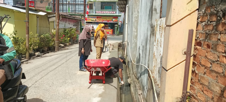 Selasa, 22 Agustus 2023, monitoring kegiatan perbaikan Drainase di Jalan Ulin RT. 021