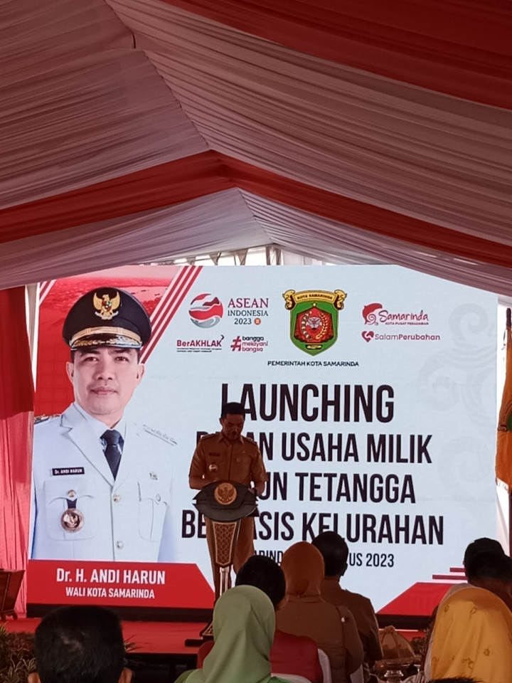Selasa, 22 Agustus 2023, Lurah menghadiri Undangan Launching Badan Usaha milik RT berbasis Kelurahan di RT. 003 Kelurahan Gunung Lingai, Sungai Pinang, Samarinda