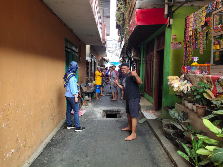 Minggu, 15 Oktober 2023 kegiatan gotong royong di wilayah Kelurahan Karang Anyar