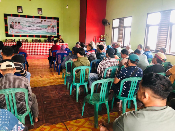 Kamis, 16 November 2023, Lurah mendampingi Camat Sungai Kunjang menghadiri kegiatan Sosialisasi Pemilu 2024 yang dilaksanakan oleh PPK Sungai Kunjang di Balai LPM Karang anyar